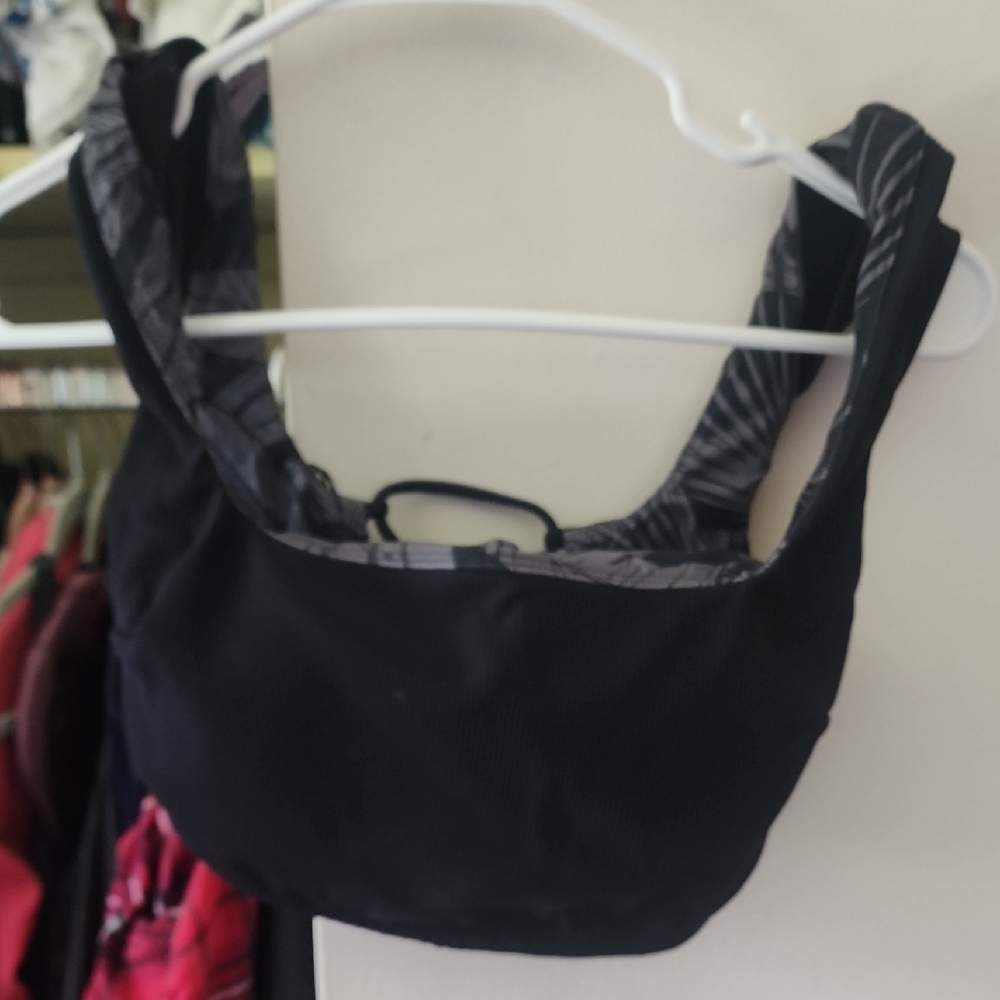Black Sports Bra